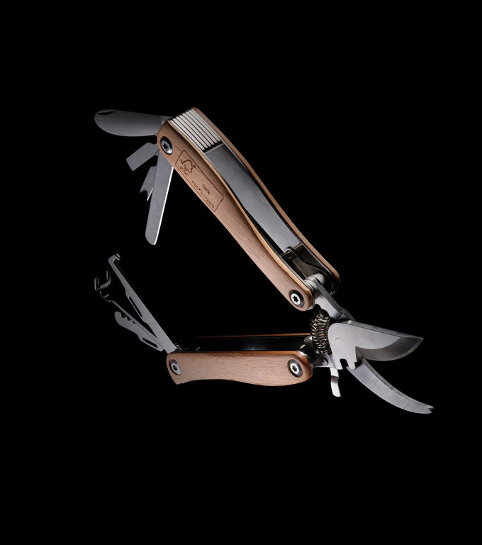 Vrtni multi alat / Wooden garden multi-tool