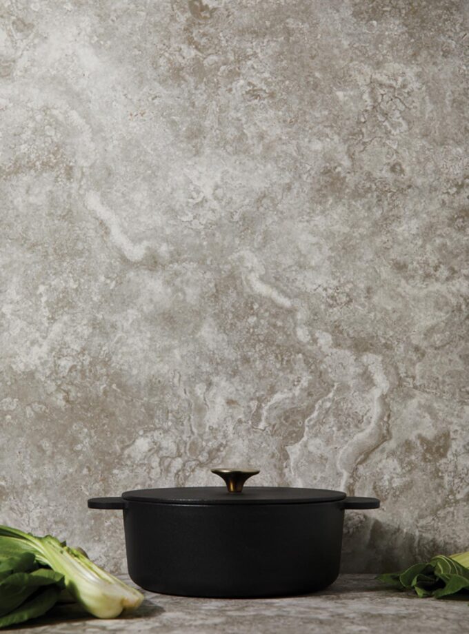 Tava srednja / Ukiyo cast iron pan medium